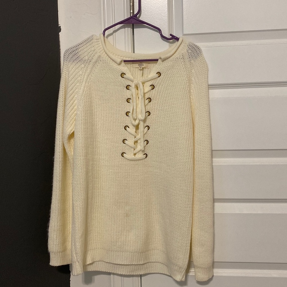 White tie up sweater